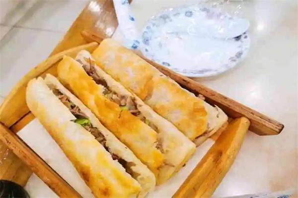 天龙居驴肉火烧