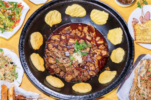 八旗铁锅炖东北烧烤