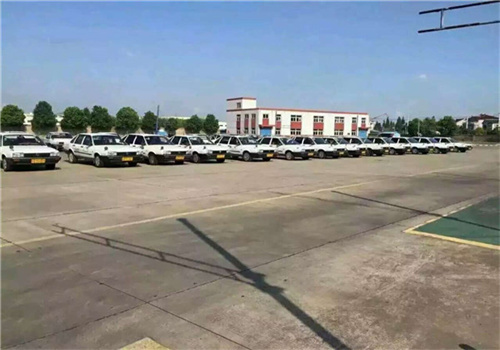 金球驾校