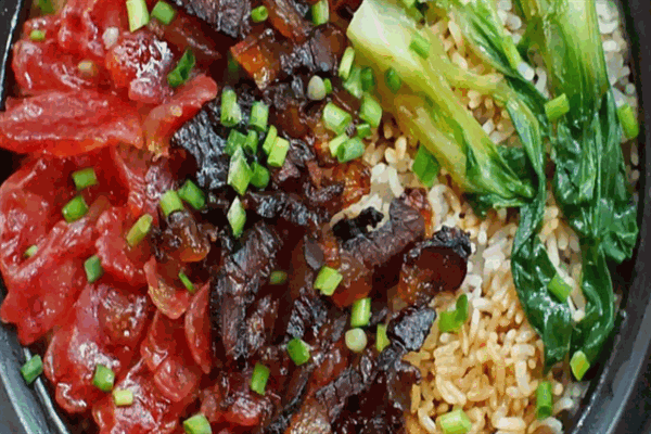 陈式腊肠煲仔饭