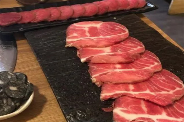 熊牛日式炭烧肉