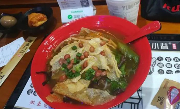 柳城小巷螺蛳粉