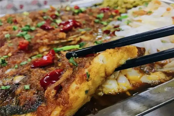 兄妹烧烤烤鱼烧烤