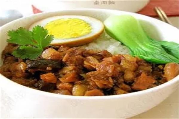 担仔卤肉饭
