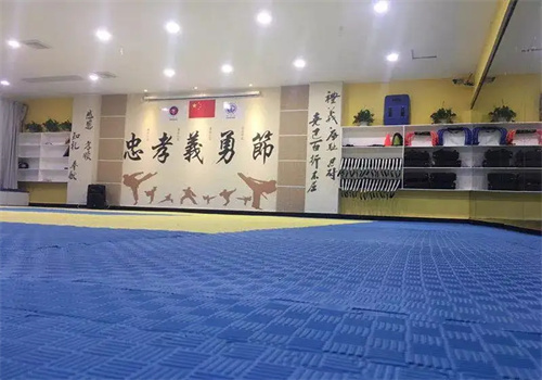 桦甸跆拳道馆