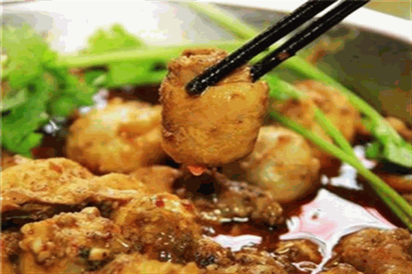 蜀味枝椒芋儿鸡