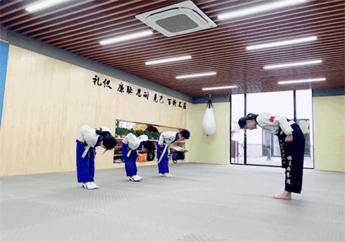 桦甸跆拳道馆