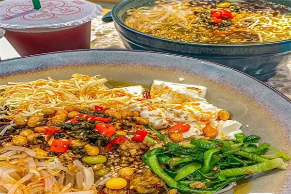 觅遇老铁米粉