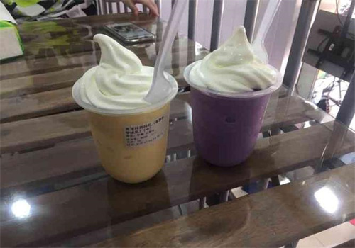 小葉觅語奶茶