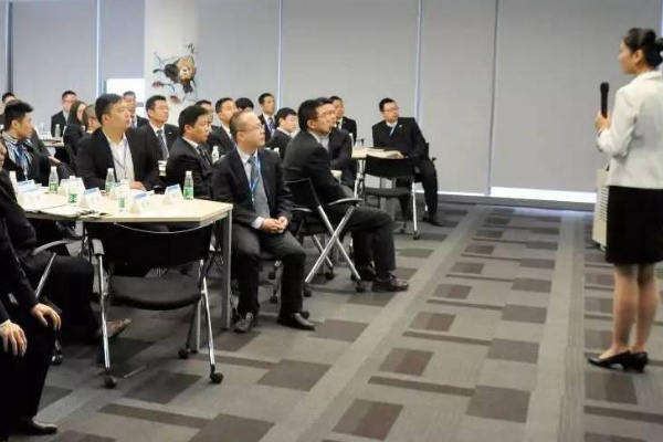 米亿礼仪培训
