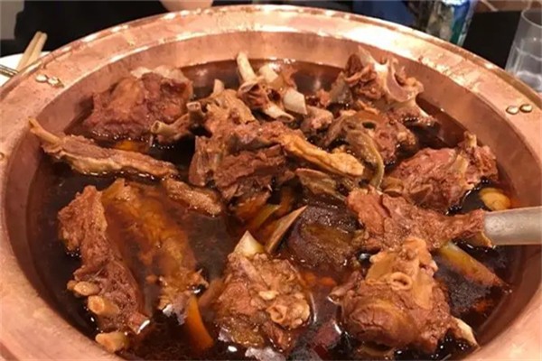 清真城一锅羊蝎子涮肉