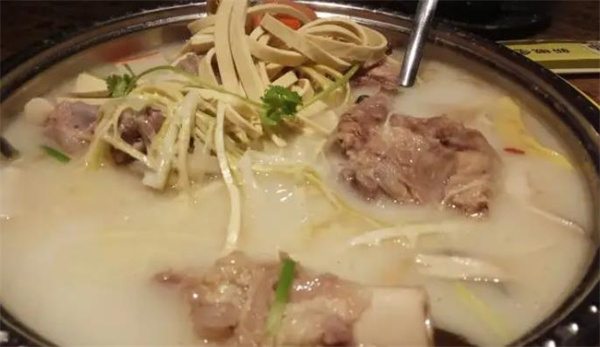 有骨气粥底火锅