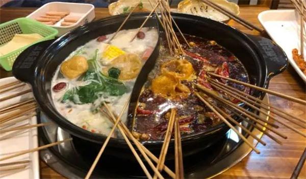 斗城老妈串串香