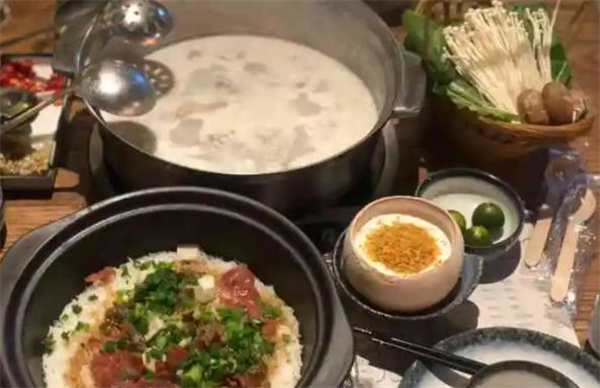 同仁四季椰子鸡