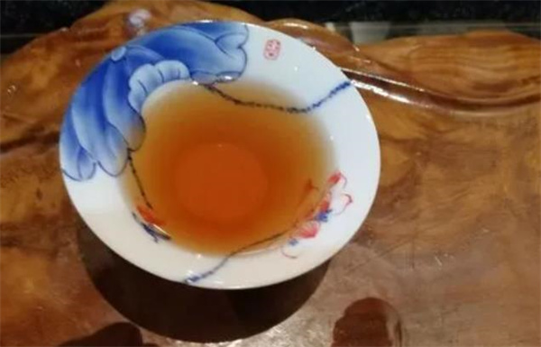 山中茶奶茶店