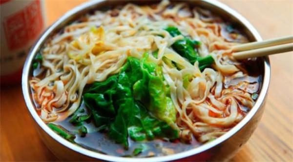 李扁担小面