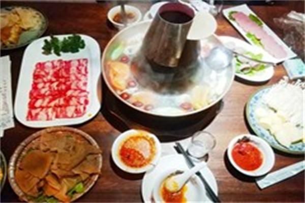 欢牛府潮汕牛肉火锅