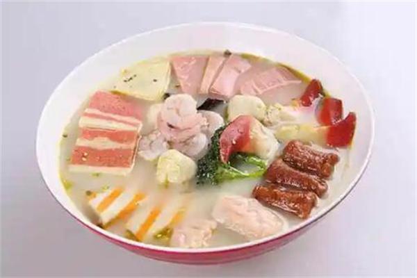 一品江南麻辣烫