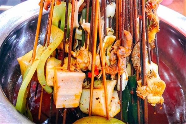 客满堂串串香加盟
