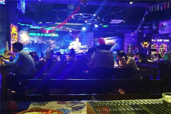 老船吧音乐烧烤串吧