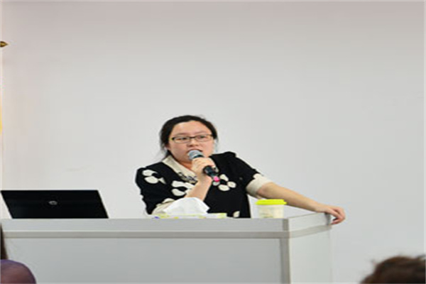 鸿永珠宝培训