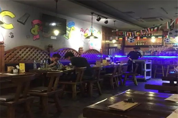 串荟音乐烧烤火锅吧