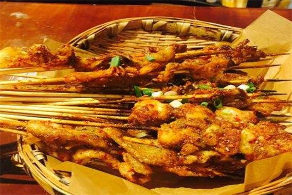 串堂燒烤啤酒館