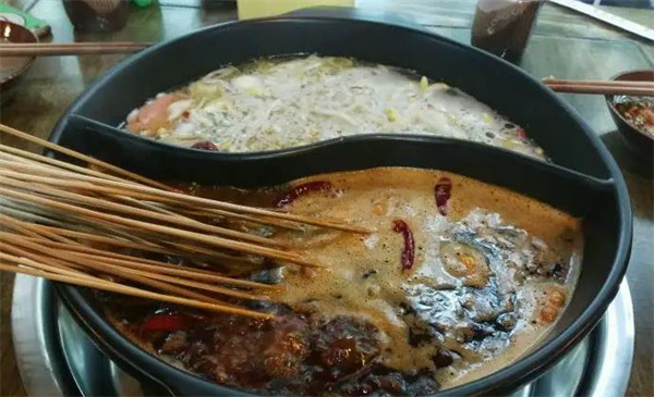 斗城老妈砂锅串串香