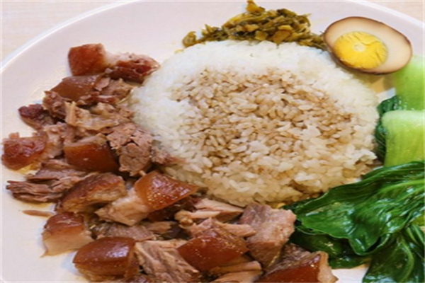 胡须张卤肉饭