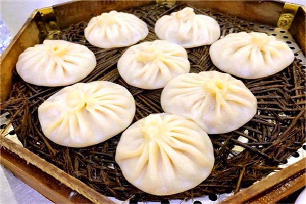 贾三汤包
