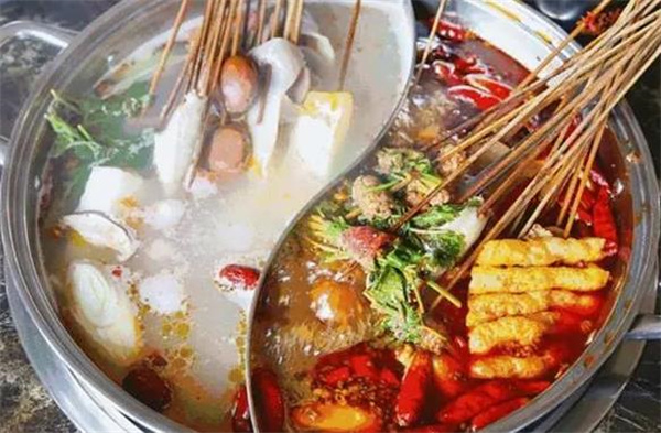 鸿运串串香
