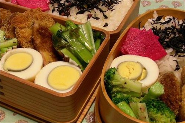 爱滋味便当饮品加盟