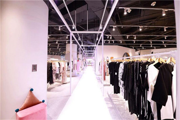 Kerr&Kroes服饰集合店