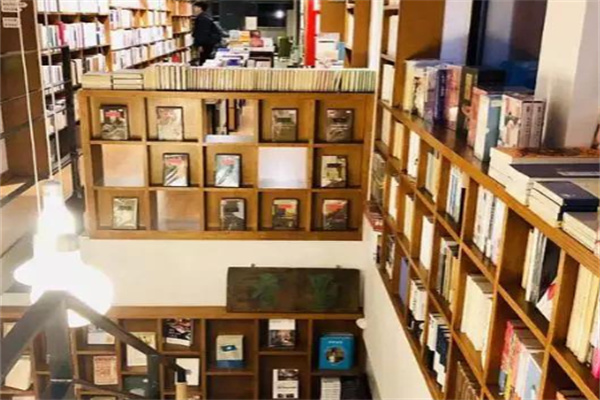 青苑书店加盟