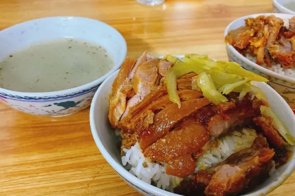 臻师傅猪脚饭
