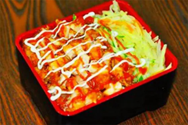 三味脆皮鸡烤肉拌饭