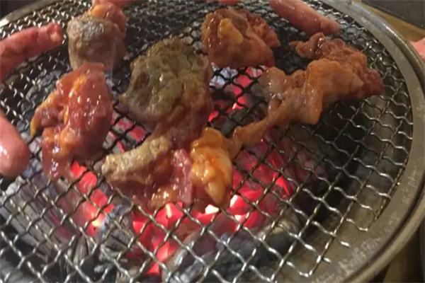 东哲烤肉