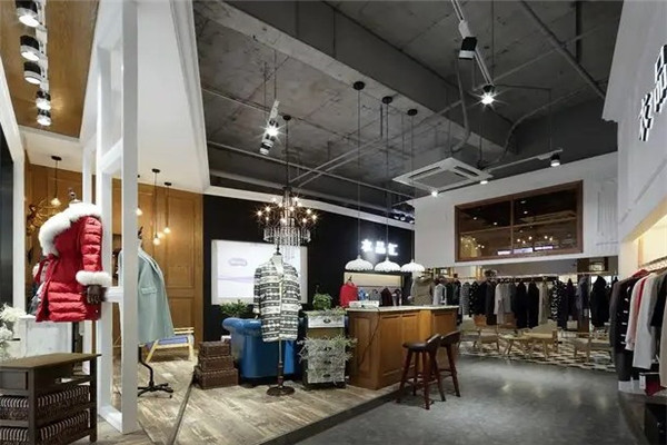 衣品堂服装店