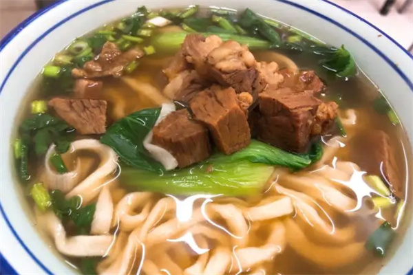 八大碗手擀面