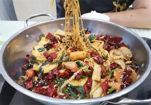 明月麻辣香锅