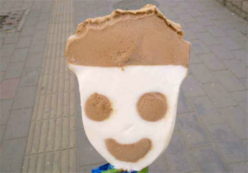 口渴了冰淇淋