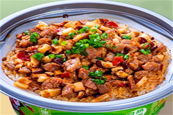 自热盒饭