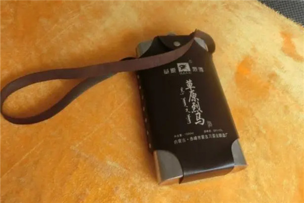 草原烈马白酒加盟