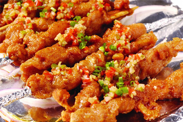 佬纤夫泥锅串串香