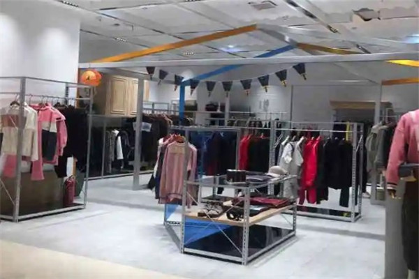 洛阳市老城区铜锣湾服饰店