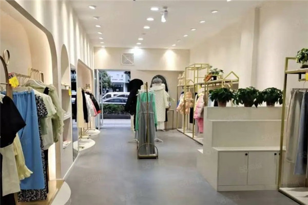 洛阳市老城区铜锣湾服饰店