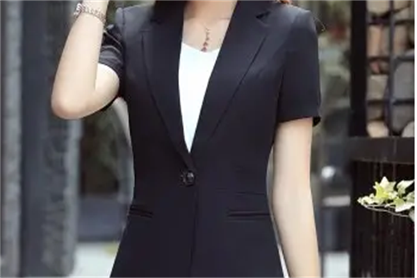 妮卡儿职业装