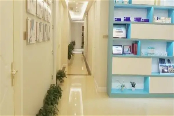 卓妍美容门诊部