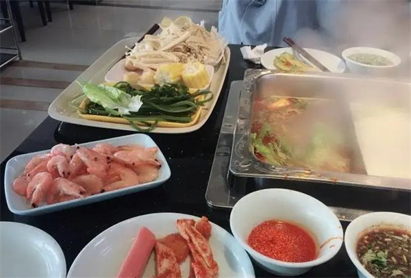 喜婆婆自助火锅