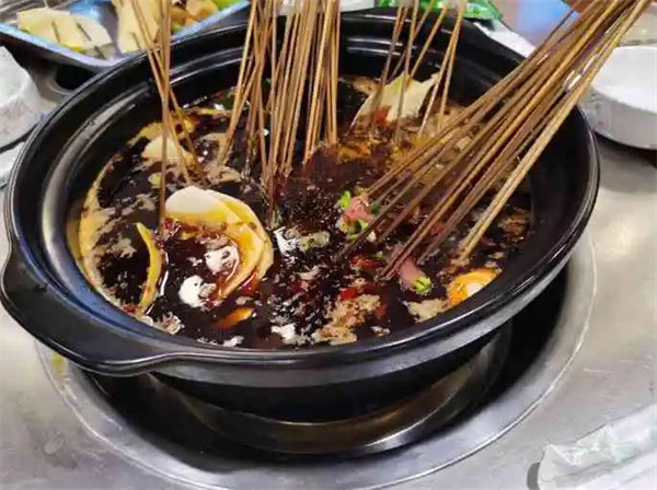 口水留砂锅串串香